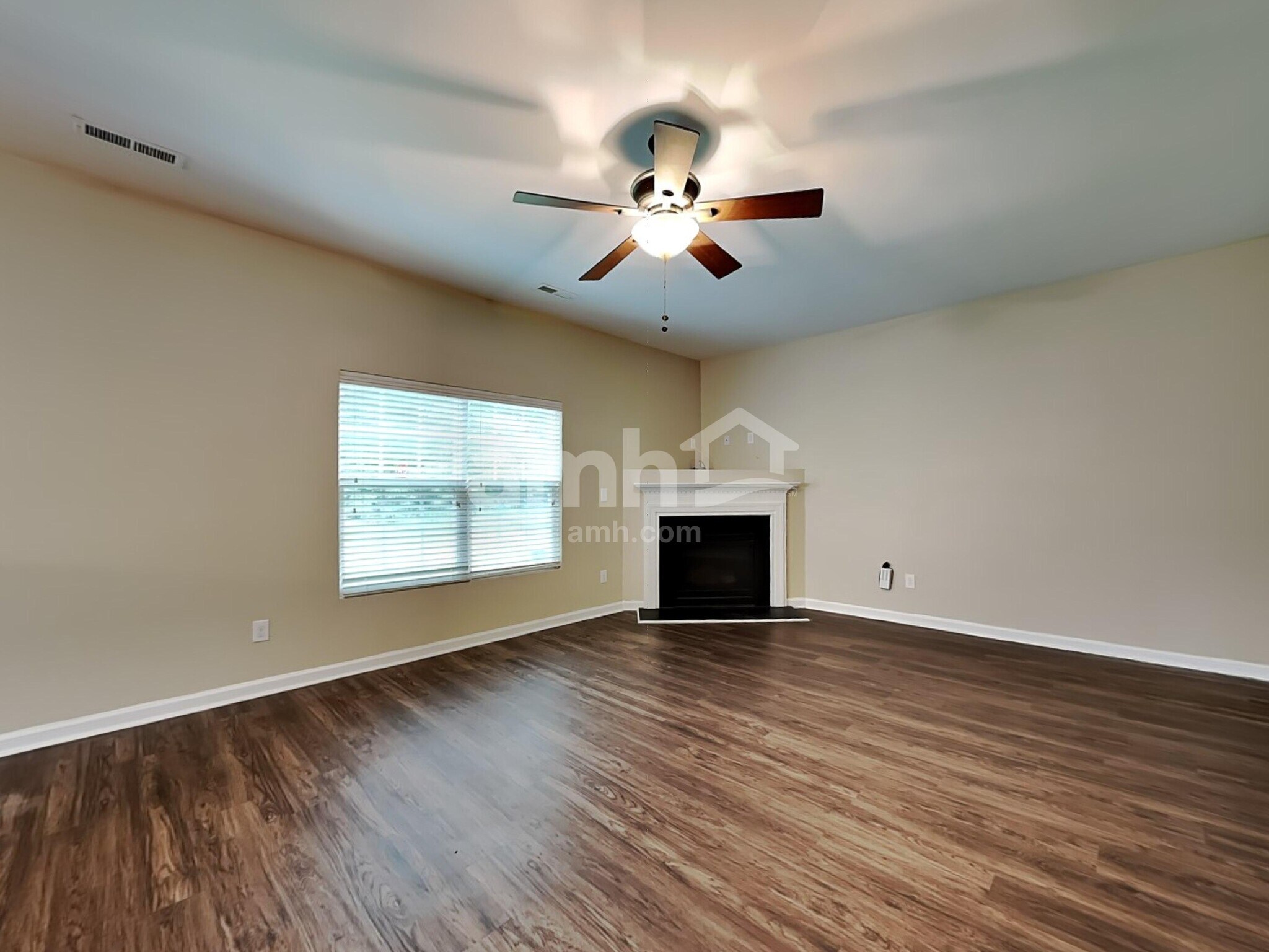 Building Photo - 3120 Genlee Dr