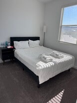 Building Photo - 2340 E Marguerite Ave