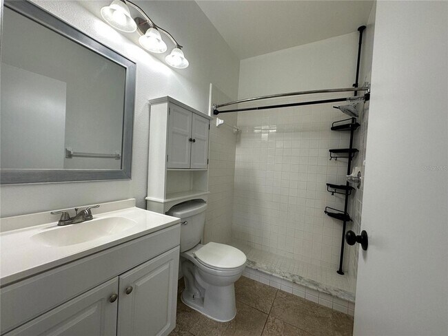 Building Photo - 14572 Laguna Beach Cir