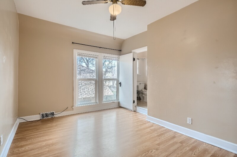 Building Photo - 1118 11th St
