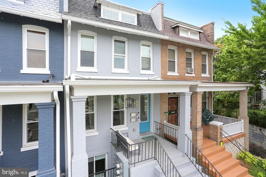 Building Photo - 3812 13th St NW