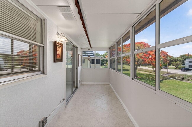 Building Photo - 228 Brittany F