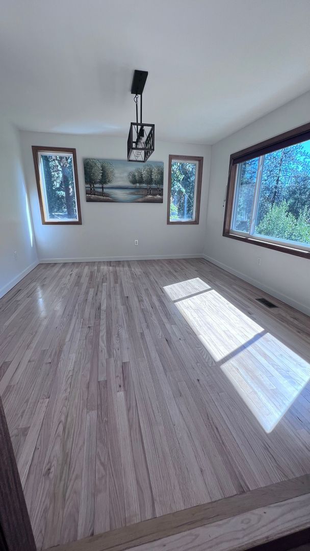 Building Photo - Peaceful Country Setting – Beautiful 5-Bed...
