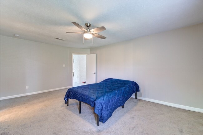 Building Photo - 3046 Wagon Trail Dr