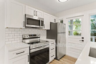 Building Photo - 1151 34th Ave N