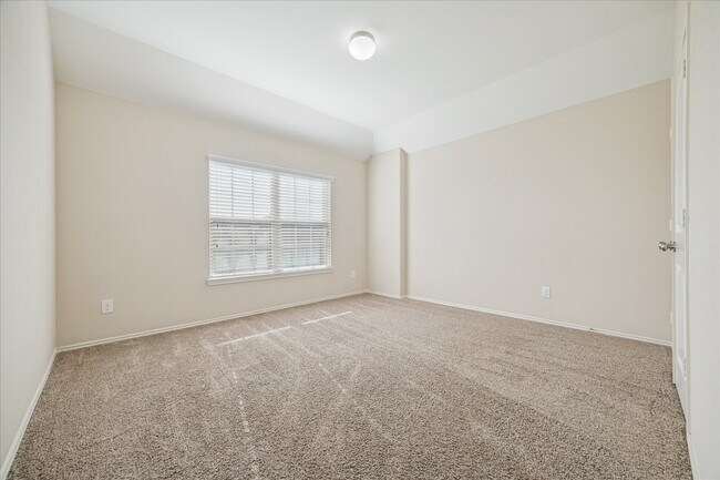 Building Photo - 3771 Goldleaf Trail Dr