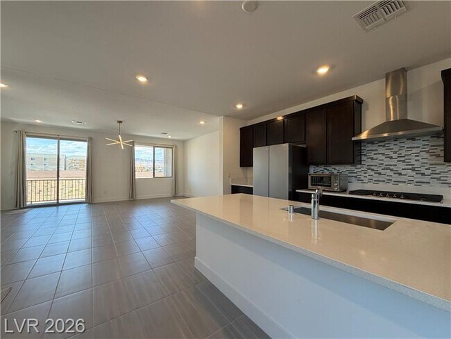 Building Photo - 7346 Pioneer Way