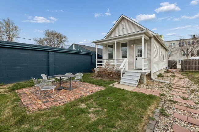 Building Photo - Next to Dog Bar!