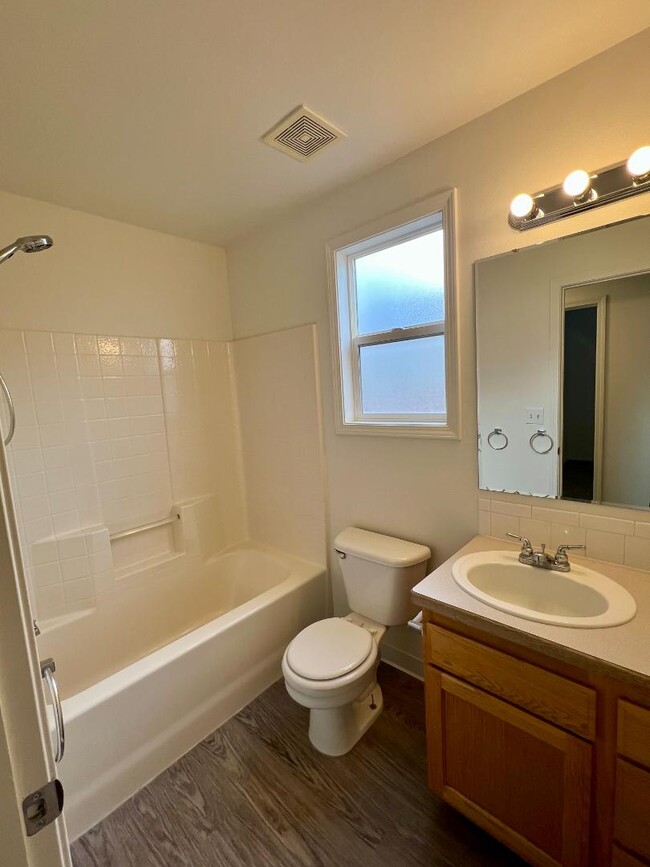 Building Photo - 1630 Targhee St