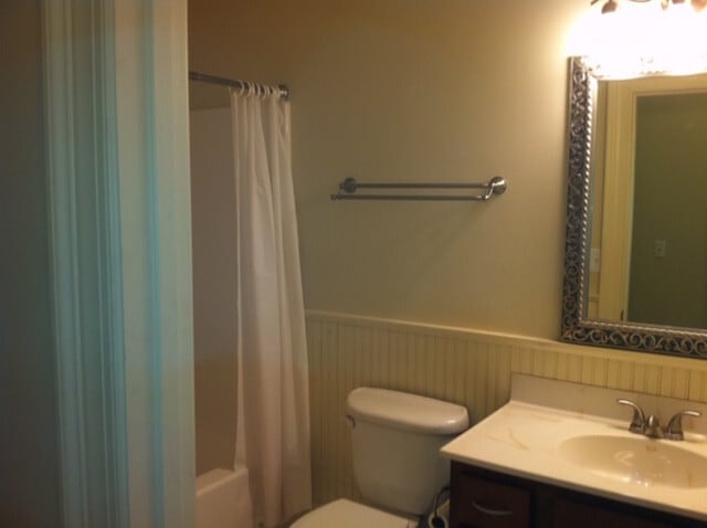 Building Photo - Great 2 Bedroom in Downtown Lynchburg