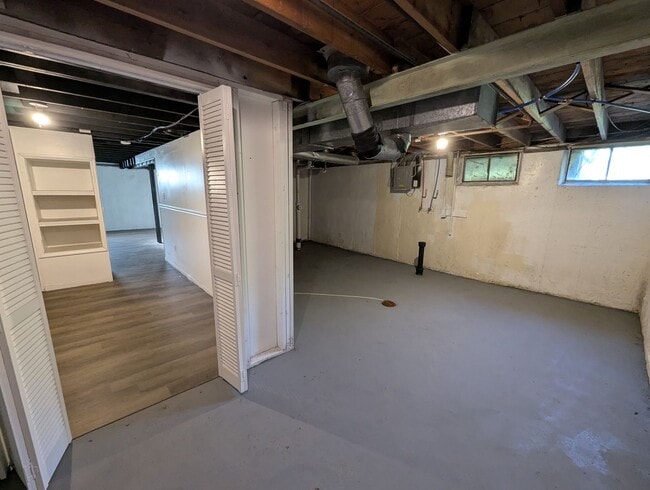 Building Photo - Live in Bliss - 3 Bed, 1 Bath