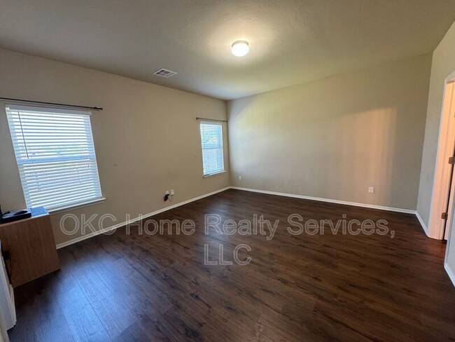 Building Photo - 13228 Bridgewater Dr