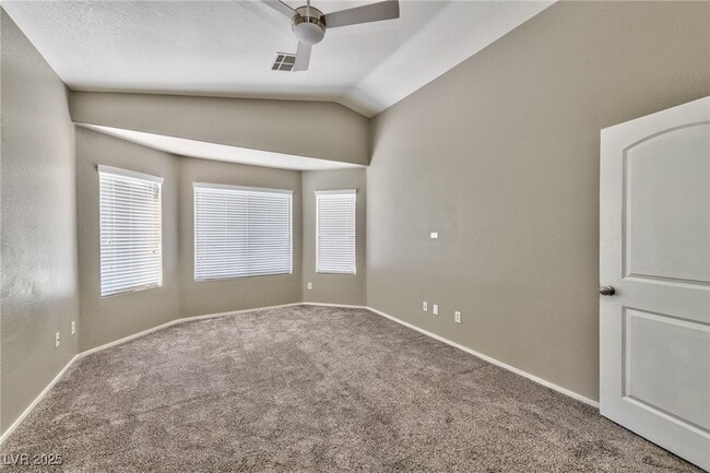 Building Photo - 4982 Perrone Ave