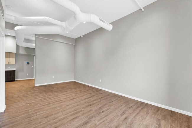 Building Photo - 209 N Neil St