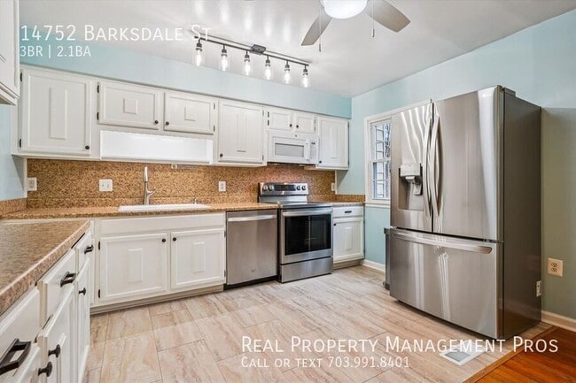 Building Photo - 14752 Barksdale St