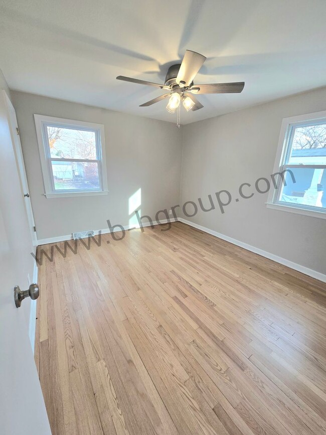 Building Photo - Newly Updated!