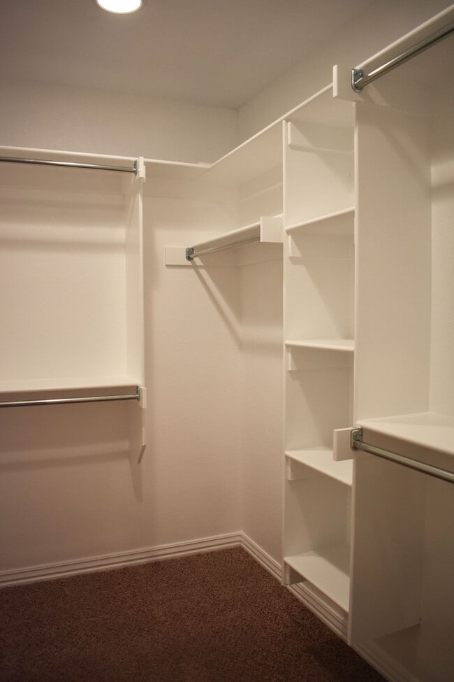 Building Photo - 3 Bedroom 2 Bathroom Home in Prairie Grove.