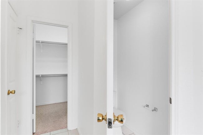 Building Photo - 2308 Kimra Ln