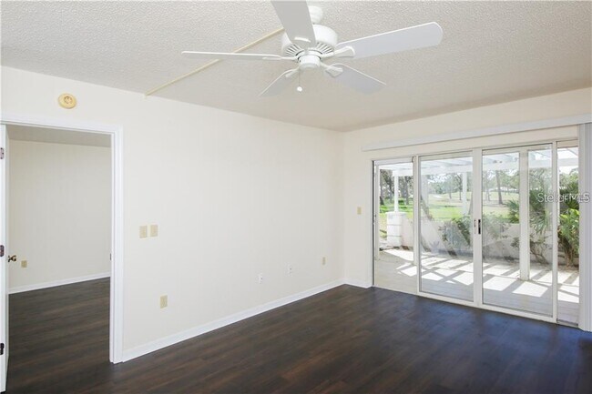Building Photo - 437 Cerromar Ln