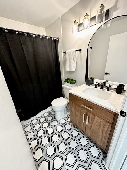 Building Photo - 7761 Jewel Ln