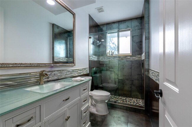 Building Photo - 15253 SW 40th St