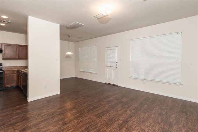 Building Photo - 14718 Jennys Park Pl