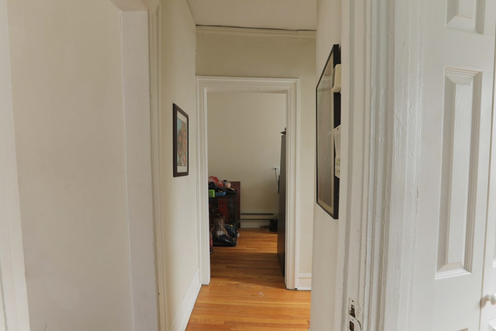 Building Photo - 837 W Cornelia Ave