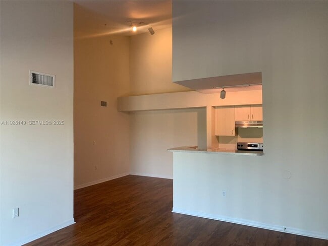 Building Photo - 631 SW 111th Ln