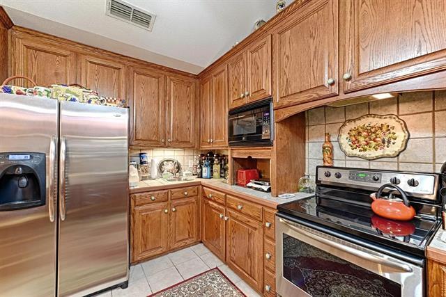 Building Photo - 105 Santee Dr