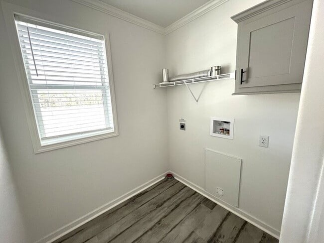 Building Photo - 1057 Vervain Dr