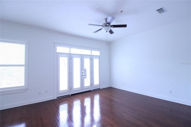 Building Photo - 132 NE 4 St