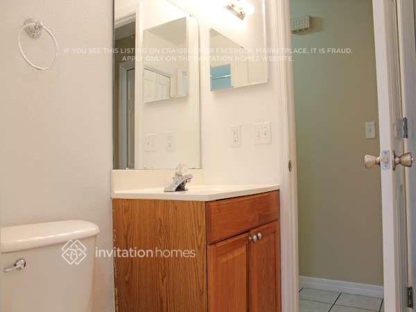 Building Photo - 147 Burns Ave