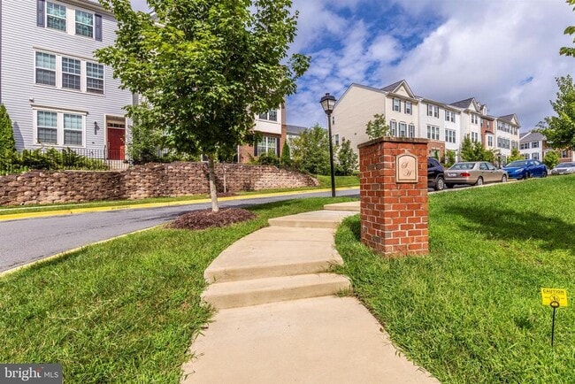 Building Photo - 12751 Longford Glen Dr