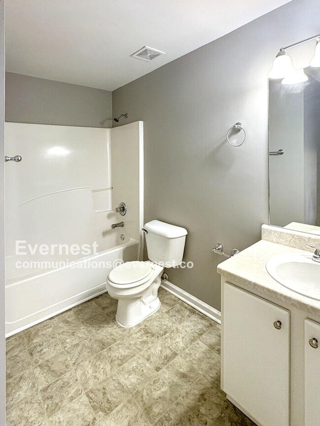 Building Photo - 6300 Crooked Creek Dr.