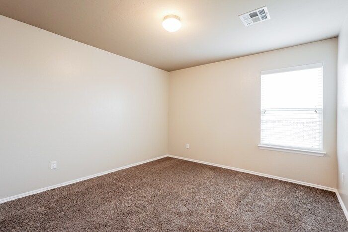 Building Photo - 9612 Evie Dr