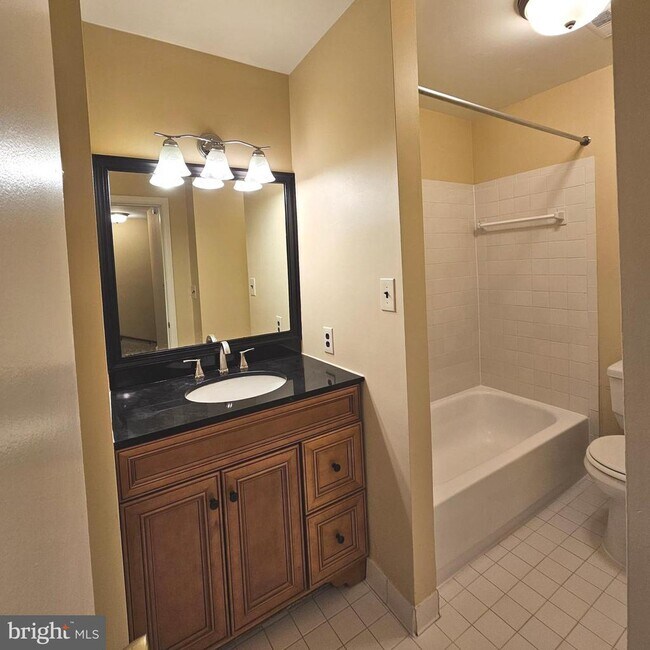 Building Photo - 4430 Airlie Way