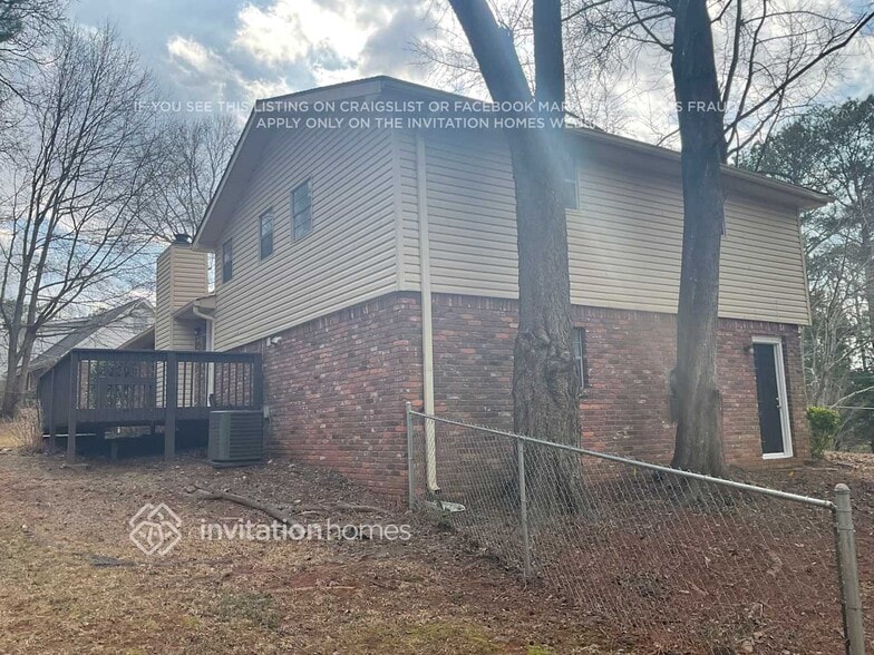 Building Photo - 4016 Nations Dr