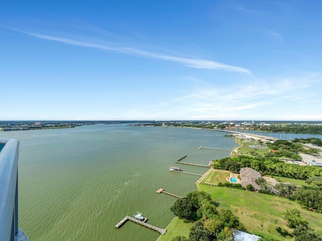 Building Photo - 4821 E NASA Pkwy