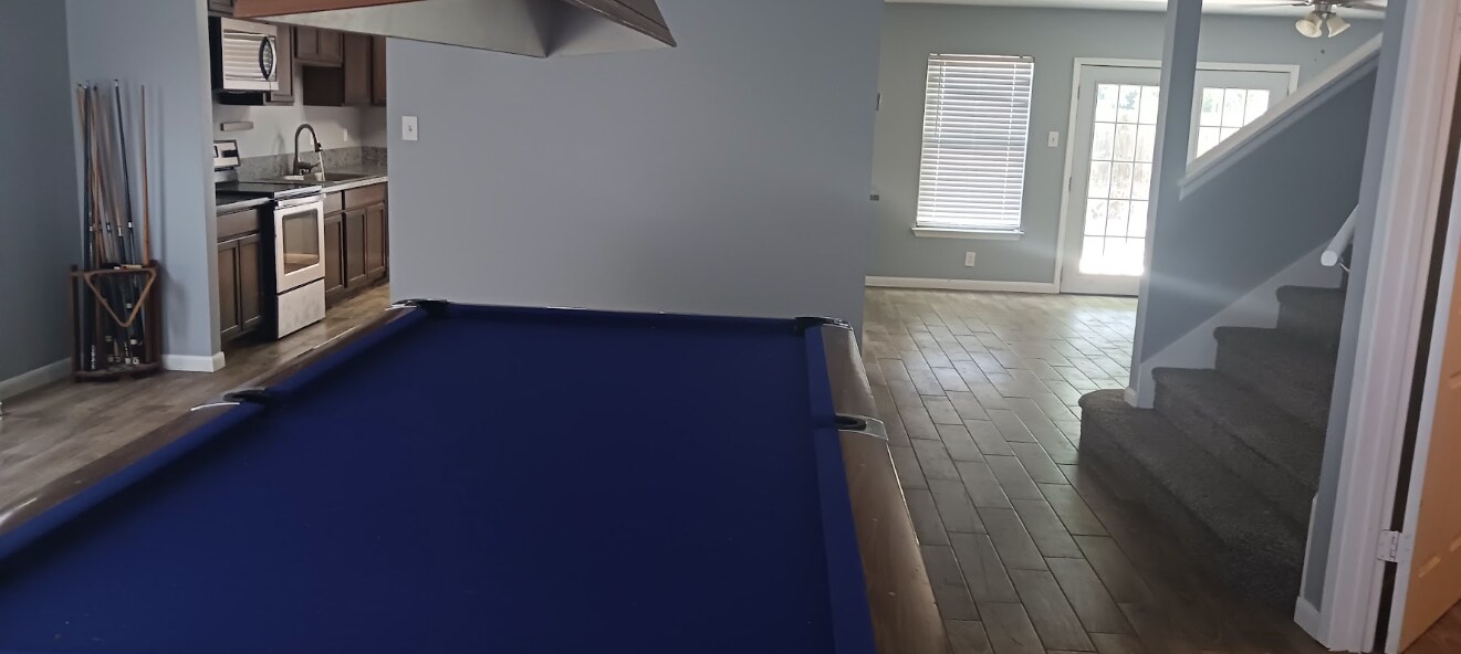 Building Photo - 7711 Rimhurst