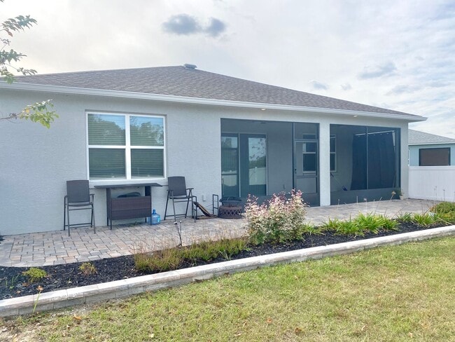 Building Photo - Three Bedroom Home In Gated 55+ Exclusive Community