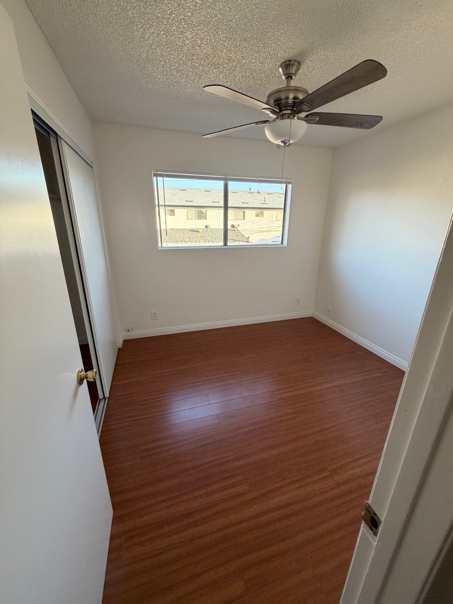 Building Photo - 525 Jacmar Dr