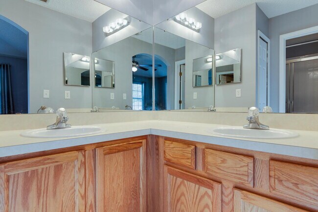 Building Photo - FOR RENT AND READY FOR IMMEDIATE OCCUPANCY! STUNNING LAKE VIEWS • 3 BEDROOMS • 2.5 BATHROOMS • AT...