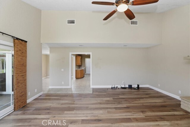 Building Photo - 16540 Wagon Wheel Dr