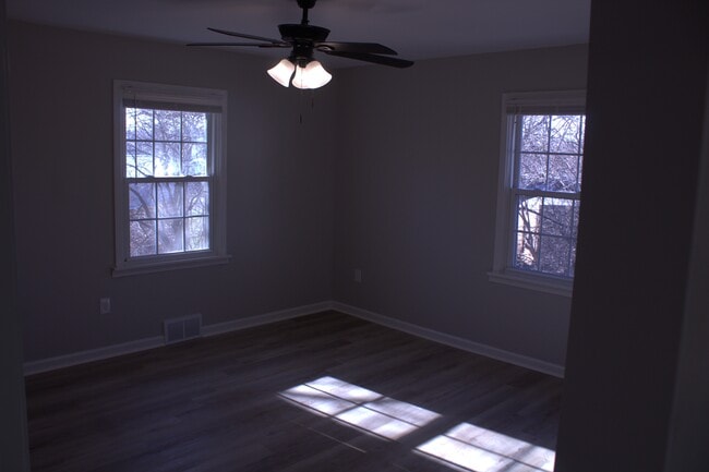 Building Photo - 13070 New Halls Ferry Road