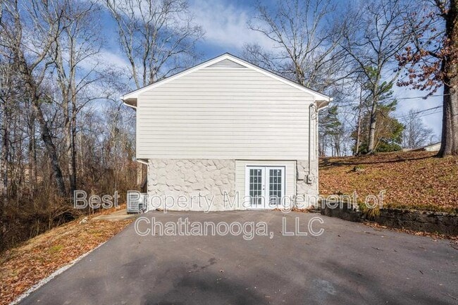 Building Photo - 1313 Timbercrest Ln