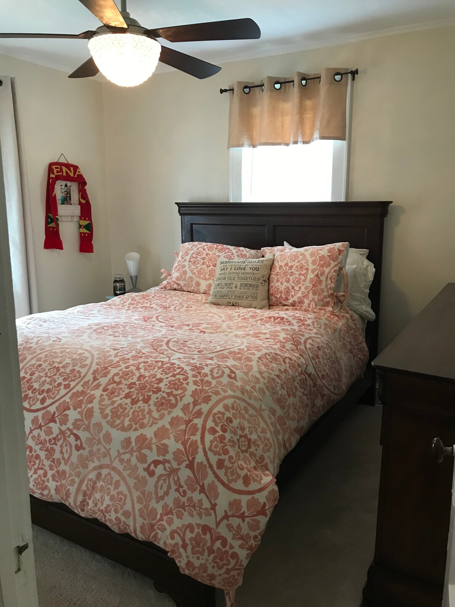 Building Photo - 329 Spring St