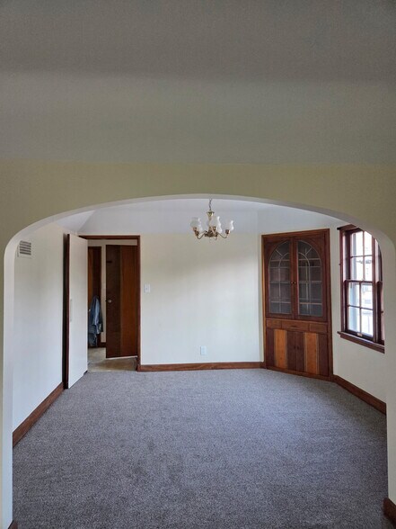 Building Photo - 3122 N 49th St
