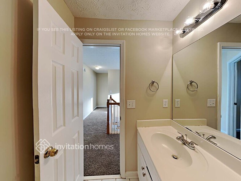 Building Photo - 115 Masters Dr