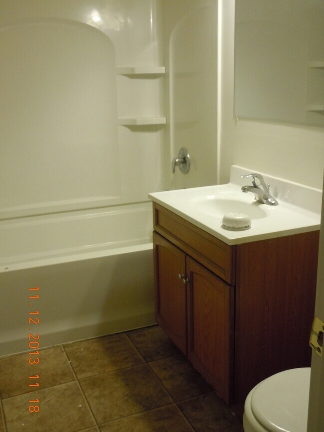 Building Photo - 314 5th St NW