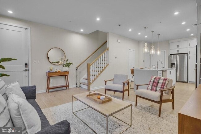 Building Photo - 7436 Backett Wood Ter